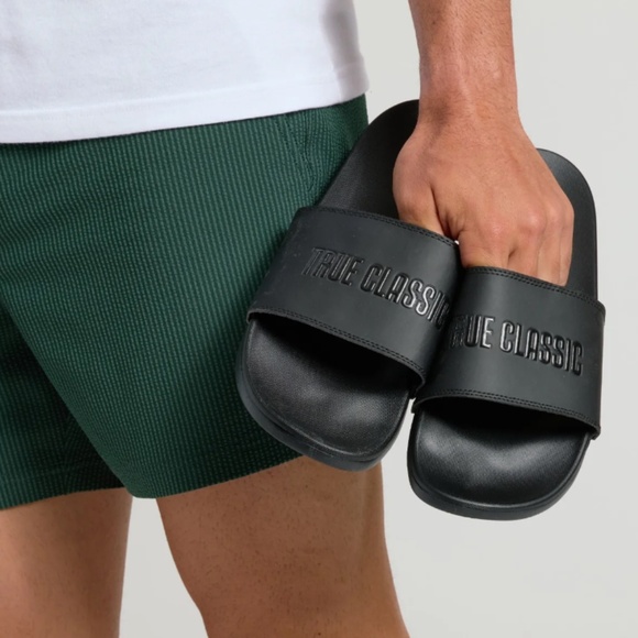 Men's True Classic Comfort Slides (NWT) - Picture 1 of 11
